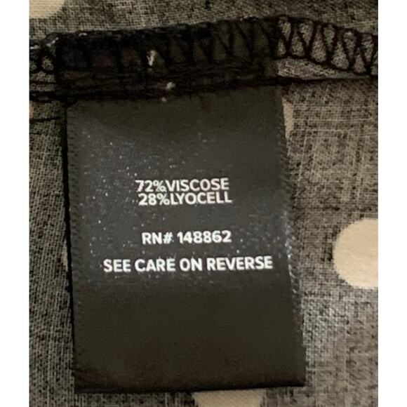 TORRID Women’s Harper Challis Long Sleeve Blouse, Deep Black, White Dots Size 3X - Picture 4 of 16